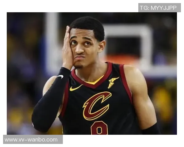 乔治状态低迷出战20分钟仅得10分三分球五投皆失表现令人失望